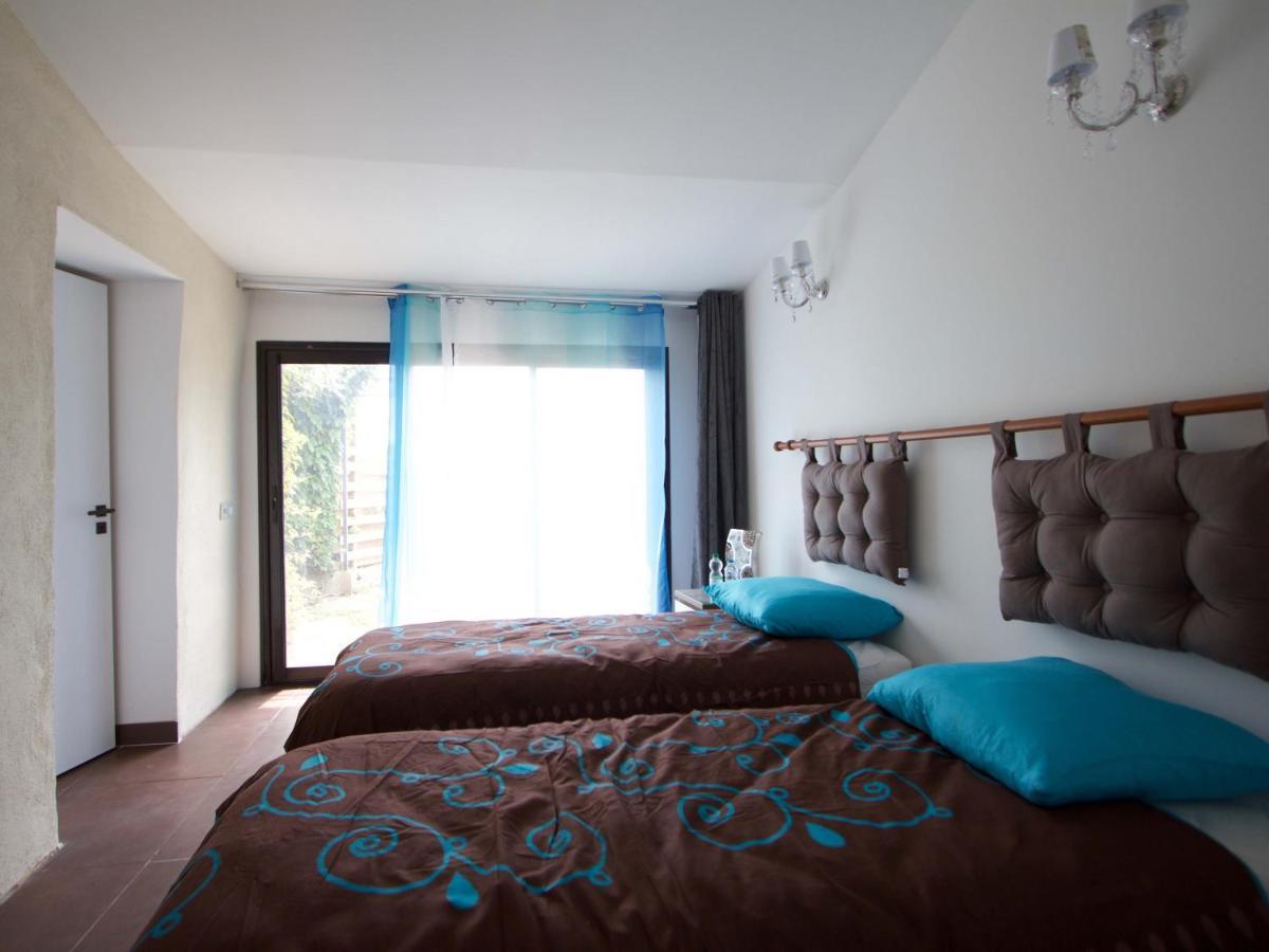 Maison D'Hotes Coeur D'Herault - Gite Et Chambres D'Hotes - Spa & Massages Peret Room photo