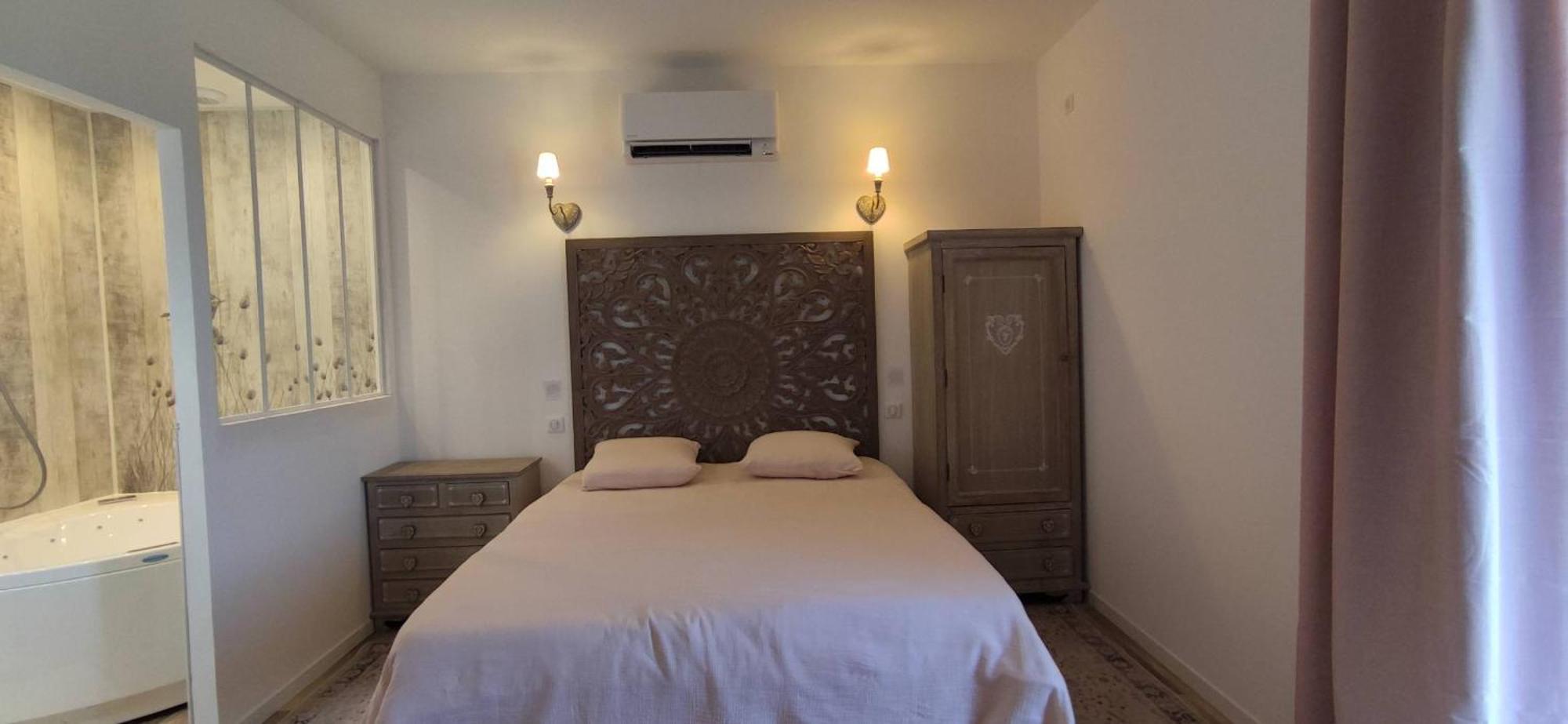 Maison D'Hotes Coeur D'Herault - Gite Et Chambres D'Hotes - Spa & Massages Peret Room photo
